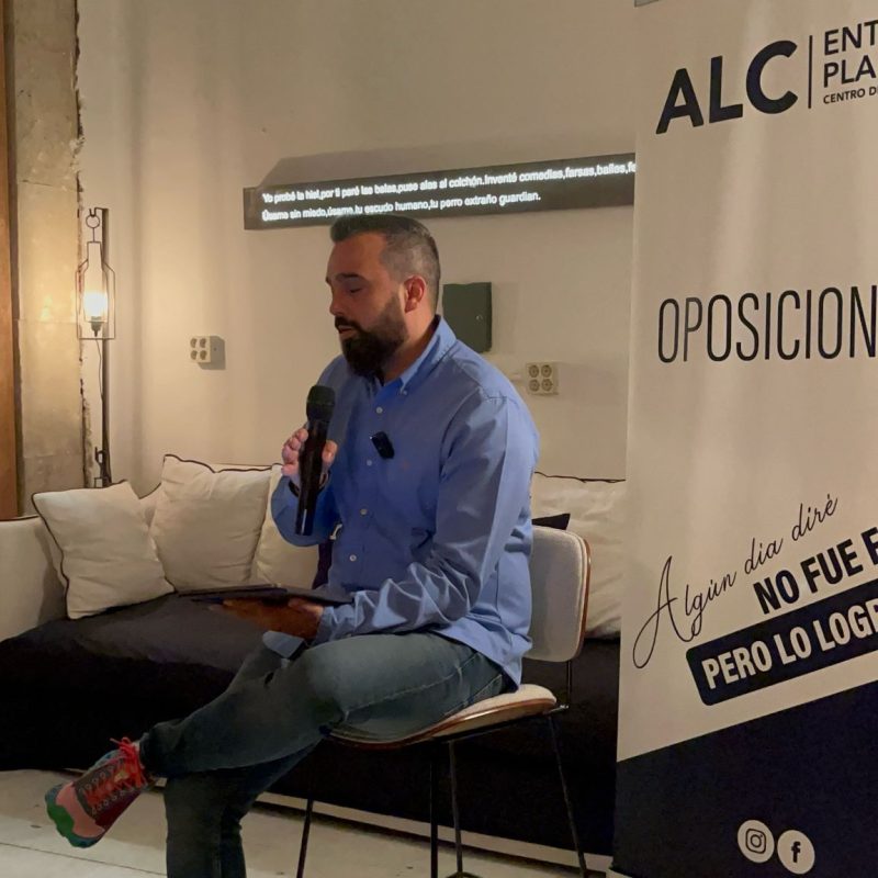 Arturo hablando de motivación y disciplina